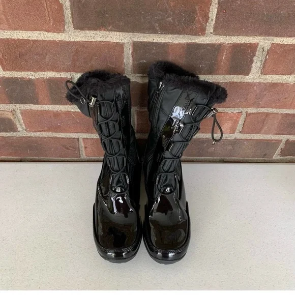 Khombu Bella Waterproof Boots (New in box) - Picture 4 of 7